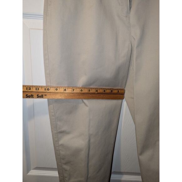 L.L. Bean Womens Pants 8 Regular Original Fit Khaki 100% Cotton EUC Bottoms - Picture 4 of 9